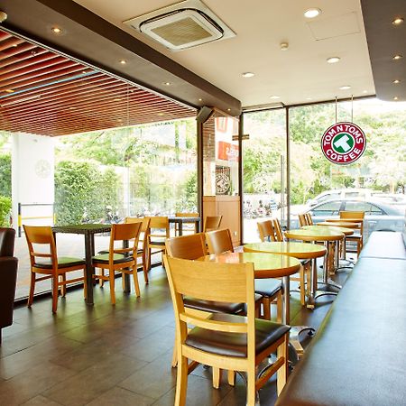 Red Planet Pattaya Sha Extra Plus Екстер'єр фото