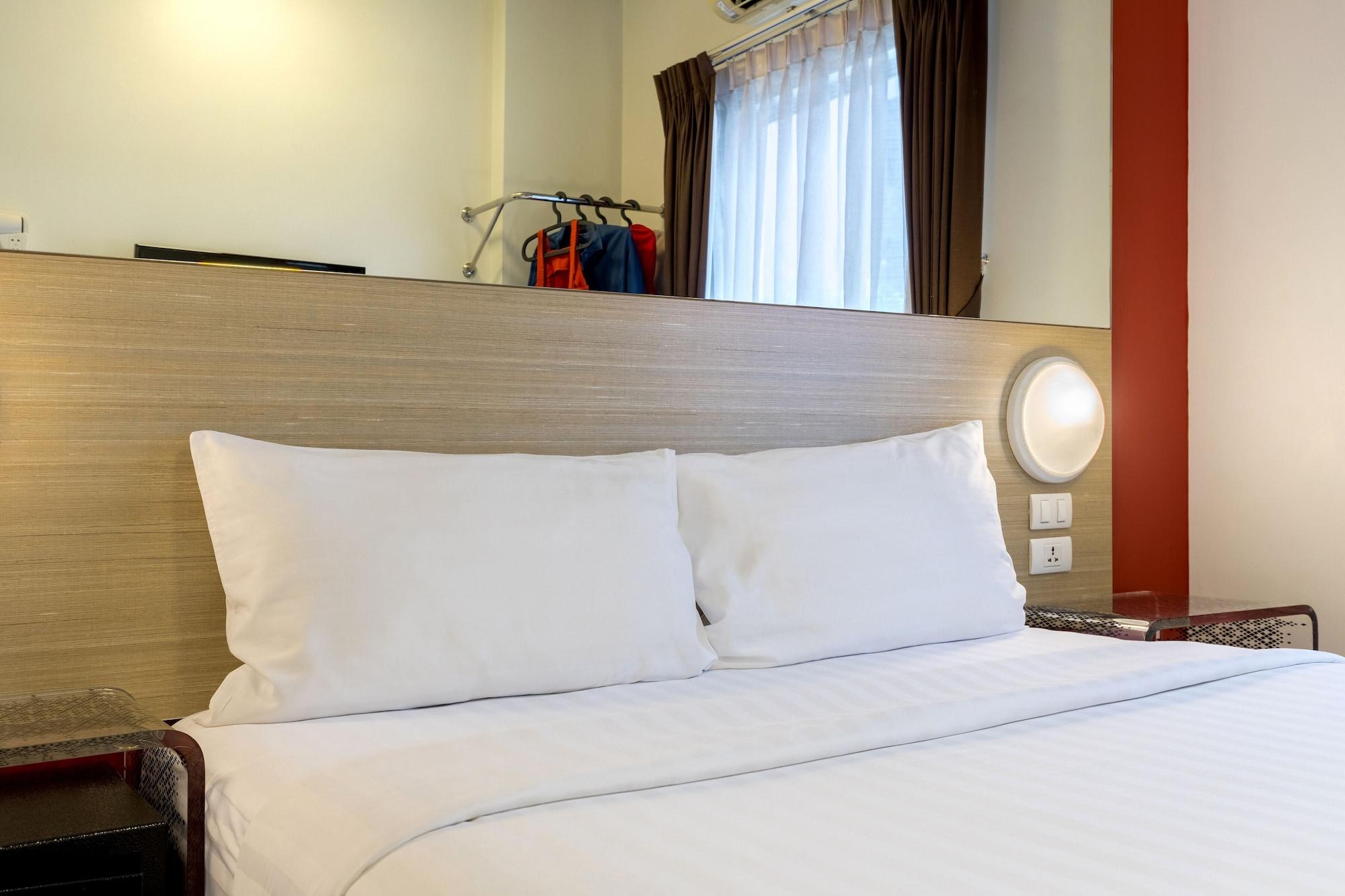 Red Planet Pattaya Sha Extra Plus Екстер'єр фото